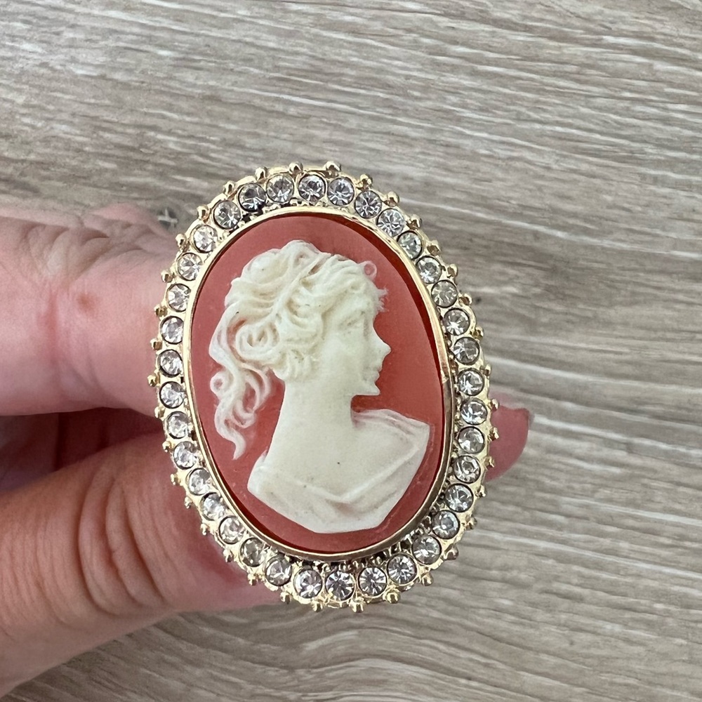 Victorian cameo ring